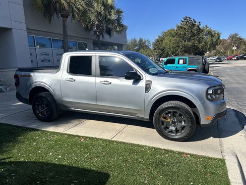 Used 2024 Ford Maverick Tremor w/ Tremor Off-Road Package image 2