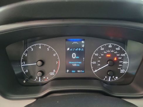 Used 2024 Toyota Corolla LE FWD image 15