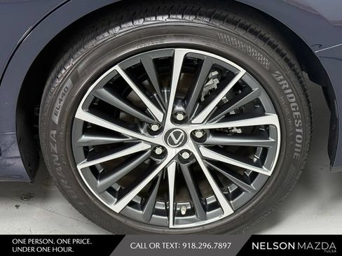 Used 2024 Lexus ES 350 w/ Premium Package FWD image 13