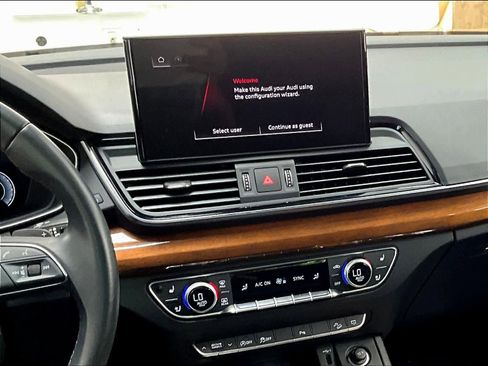 Used 2023 Audi Q5 2.0T Premium Plus w/ Premium Plus Package image 8