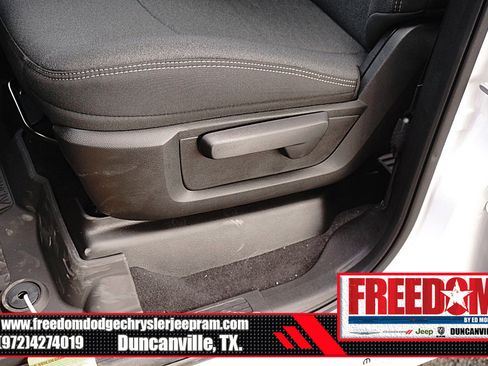 New 2025 RAM 2500 Tradesman image 36