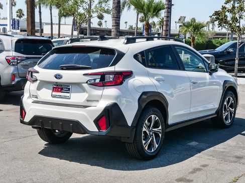Used 2024 Subaru Crosstrek 2.0i Premium AWD/4WD image 4