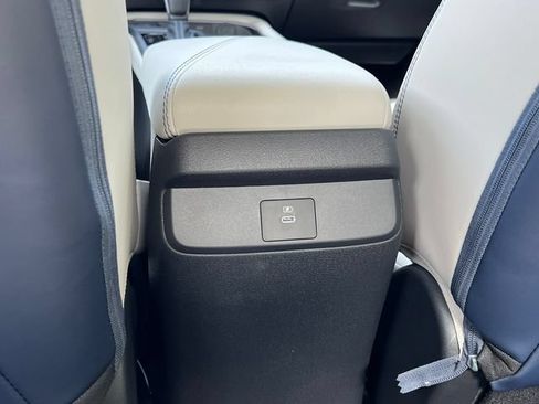 New 2026 Nissan Sentra SL w/ Floor Mat Package FWD image 32