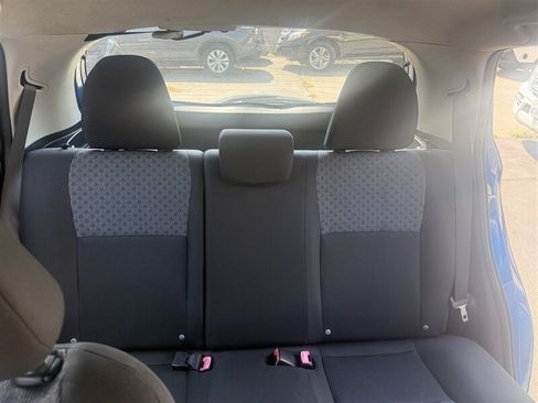 Used 2015 Toyota Yaris L FWD image 7