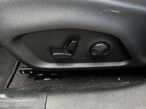 Used 2025 Jeep Compass Limited AWD/4WD image 11
