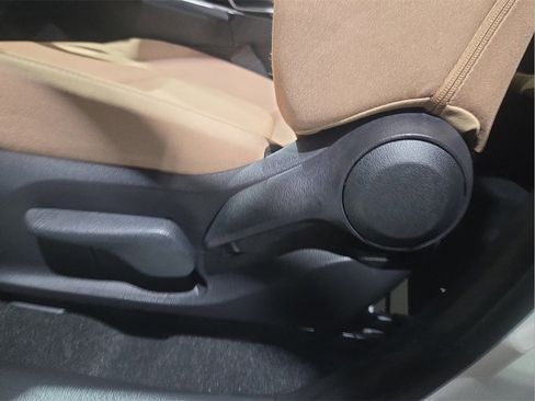 Certified 2025 Toyota RAV4 LE image 13