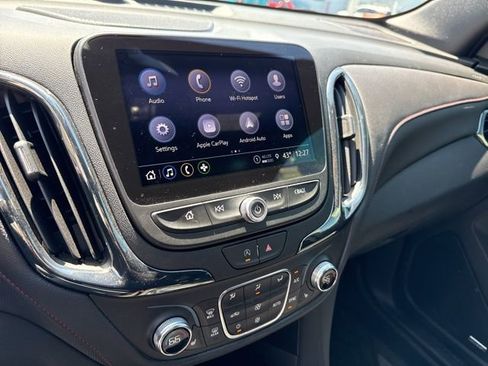 Used 2024 Chevrolet Equinox RS w/ RS Leather Package AWD/4WD image 17