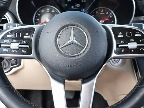 Used 2020 Mercedes-Benz GLC 300 GLC 300 image 22