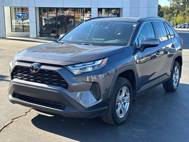 Used 2025 Toyota RAV4 XLE w/ Convenience Package FWD image 1