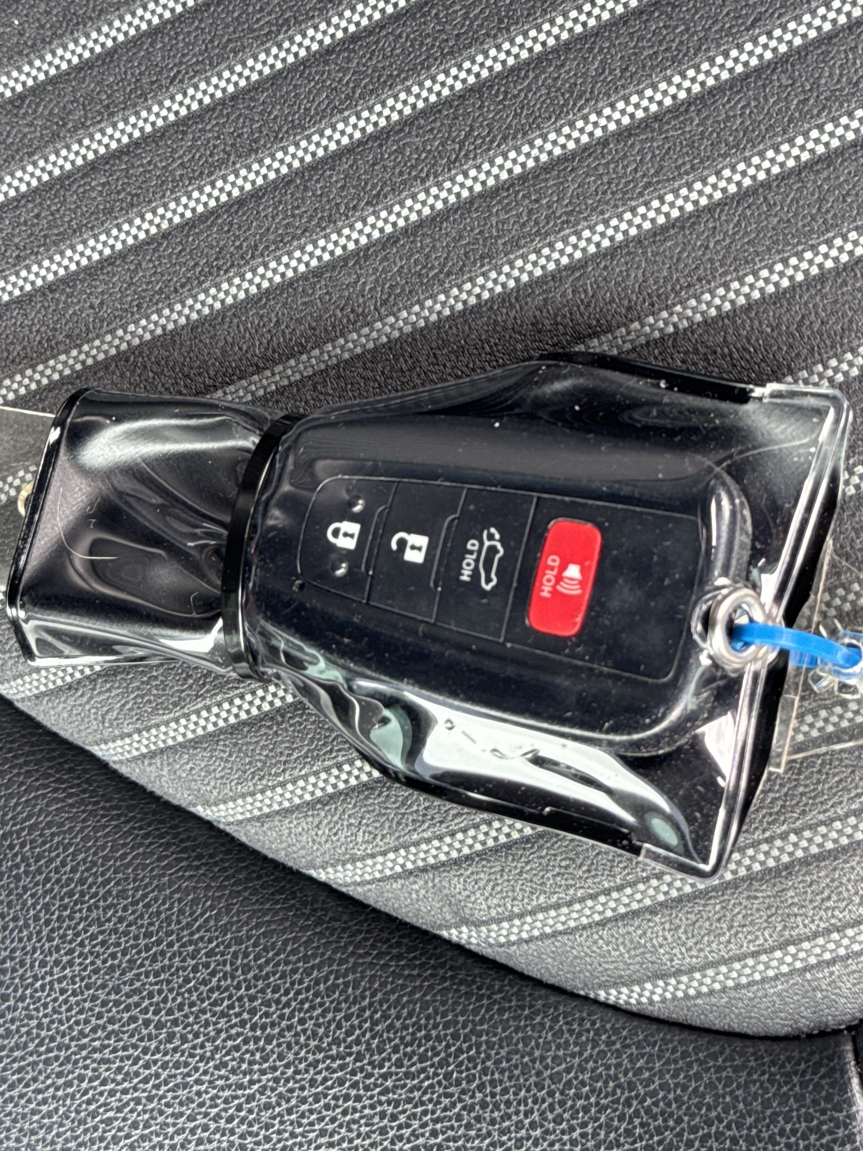 Used 2023 Toyota Highlander XSE AWD/4WD image 34