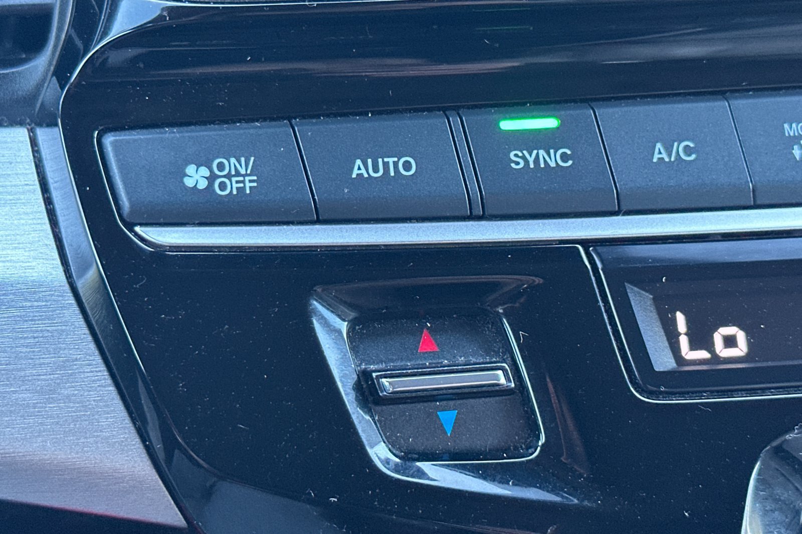 Used 2025 Honda Odyssey EX-L image 30