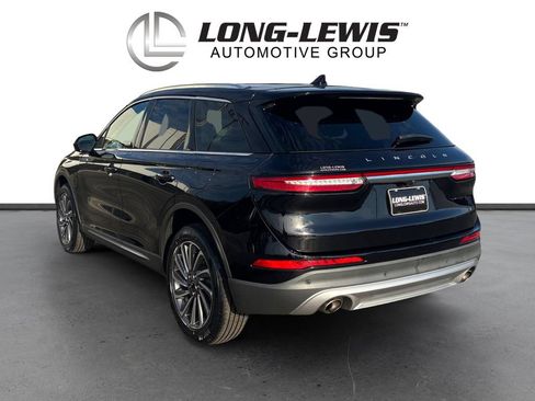 Certified 2023 Lincoln Corsair Reserve FWD image 4