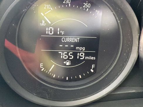 Used 2017 FIAT 124 Spider Lusso RWD image 21