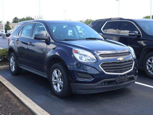 Used 2017 Chevrolet Equinox LS FWD image 3