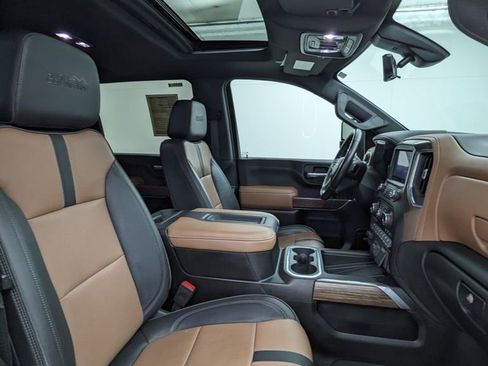 Used 2021 Chevrolet Silverado 3500 High Country image 40