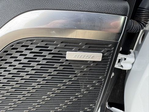 Used 2025 Buick Enclave Preferred image 17