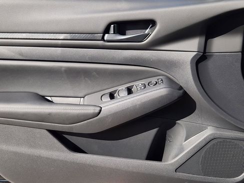 New 2026 Nissan Altima 2.5 SV FWD image 16