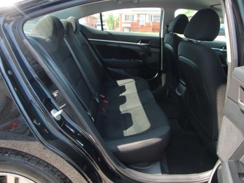 Used 2019 Hyundai Elantra SEL w/ Cargo Package FWD image 12