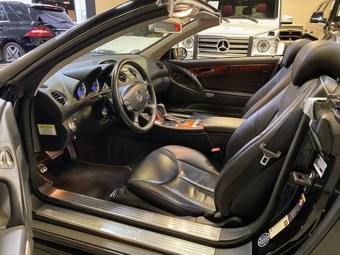 Used 2007 Mercedes-Benz SL 550 image 26