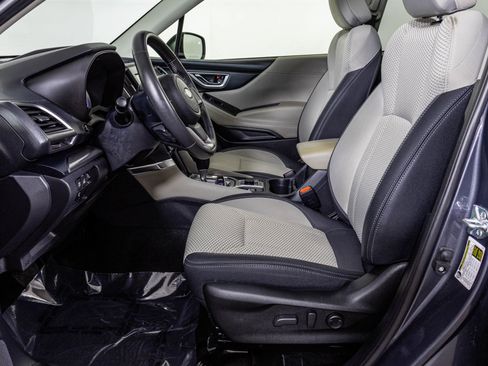 Used 2024 Subaru Forester Premium AWD/4WD image 24