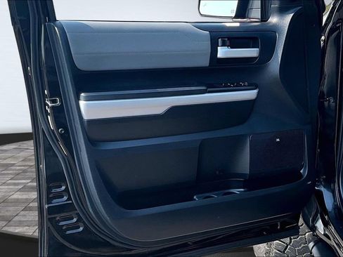 Used 2018 Toyota Tundra Limited w/ Limited Premium Package AWD/4WD image 24