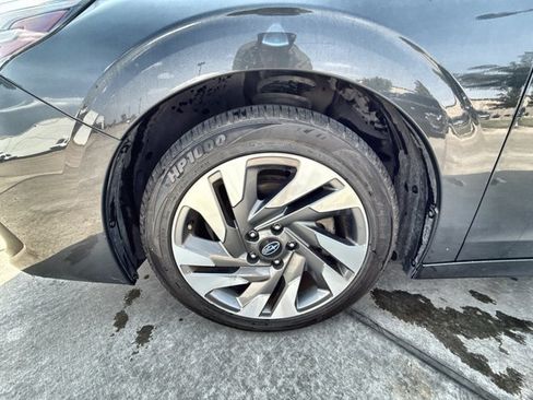Used 2024 Subaru Legacy Limited AWD/4WD image 10
