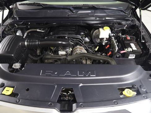 Used 2020 RAM 1500 Big Horn AWD/4WD image 46