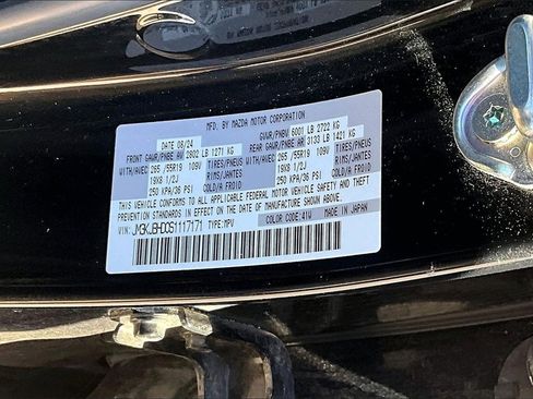 Certified 2025 MAZDA CX-70 3.3 Turbo w/ Preferred Package image 36