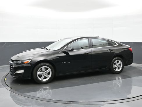 Used 2024 Chevrolet Malibu LS FWD image 8