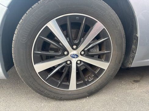 Used 2019 Subaru Impreza 2.0i Premium image 3
