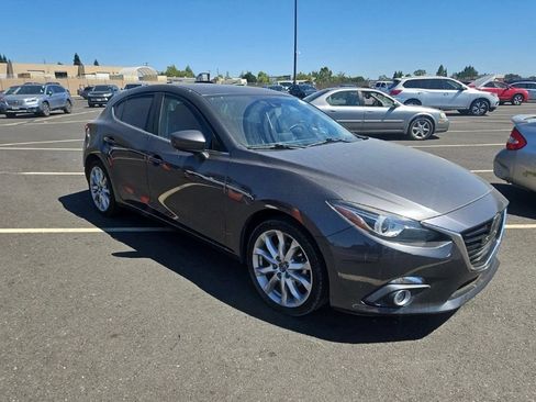 Used 2014 MAZDA MAZDA3 s Grand Touring w/ Technology Package FWD image 2