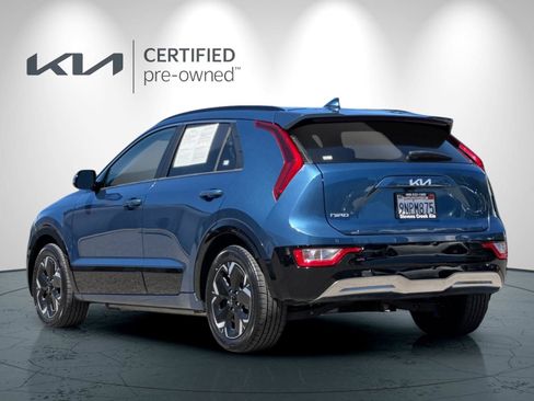 Certified 2024 Kia Niro Wind FWD image 6
