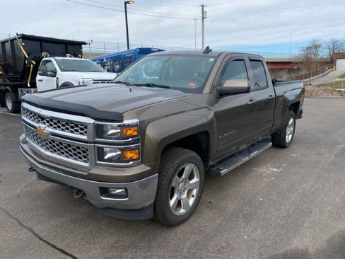 Used 2015 Chevrolet Silverado 1500 LT w/ LT Convenience Package AWD/4WD image 1