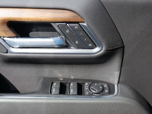New 2026 Chevrolet Silverado 3500 High Country w/ Technology Package AWD/4WD image 10