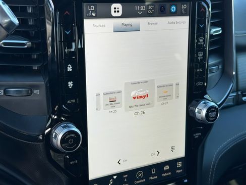 Used 2024 RAM 2500 Limited image 12