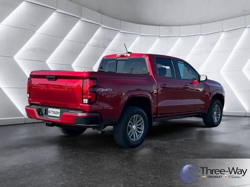 Certified 2023 Chevrolet Colorado LT w/ LT Convenience Package II AWD/4WD image 5