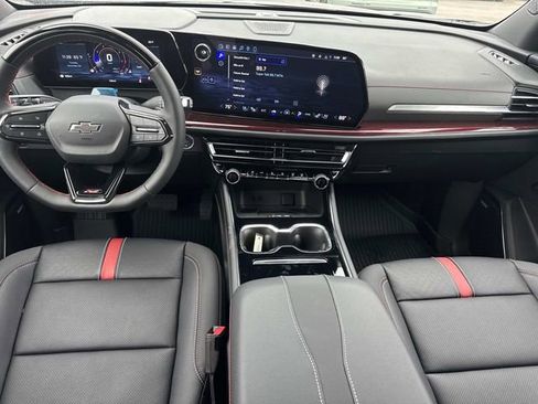 New 2026 Chevrolet Traverse RS w/ LPO, Floor Liner Package FWD image 21