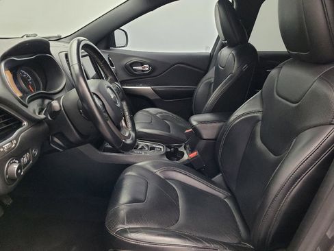 Used 2021 Jeep Cherokee Latitude Lux 80th Anniv w/ Quick Order Package 26U 80TH image 17