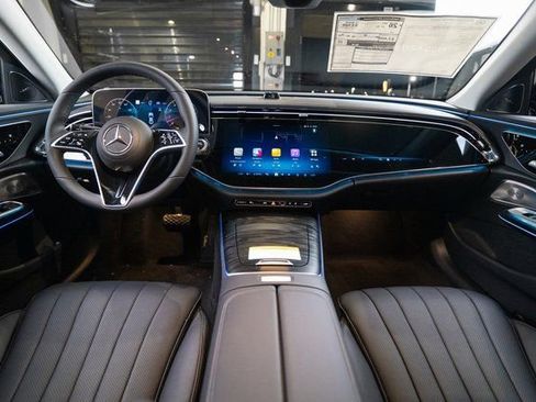 New 2026 Mercedes-Benz E 450 4MATIC Sedan image 11