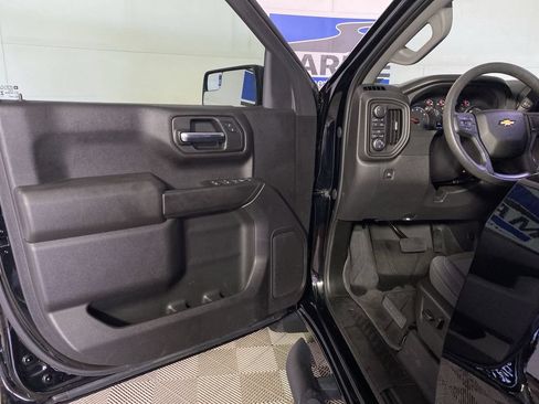 Used 2023 Chevrolet Silverado 1500 Custom AWD/4WD image 28