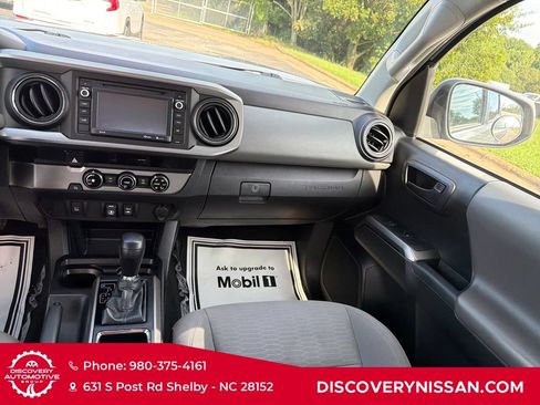 Used 2018 Toyota Tacoma SR5 RWD image 29