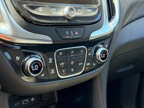 Certified 2022 Chevrolet Equinox Premier image 15