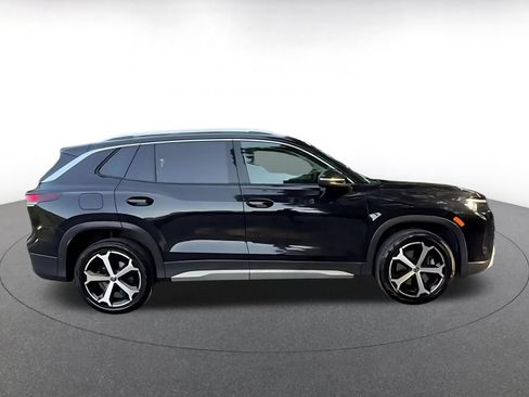 Used 2026 Volkswagen Tiguan SE AWD/4WD image 16