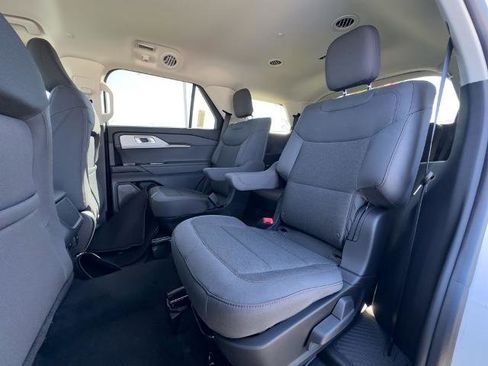 New 2026 Ford Explorer Active image 24