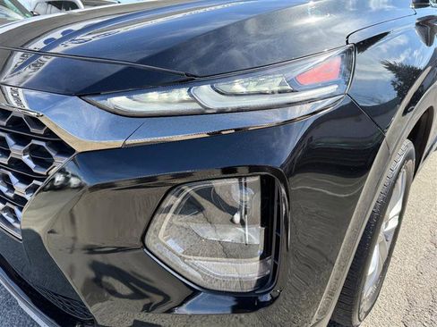 Used 2019 Hyundai Santa Fe SE image 16