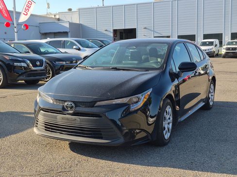 Used 2024 Toyota Corolla LE FWD image 11
