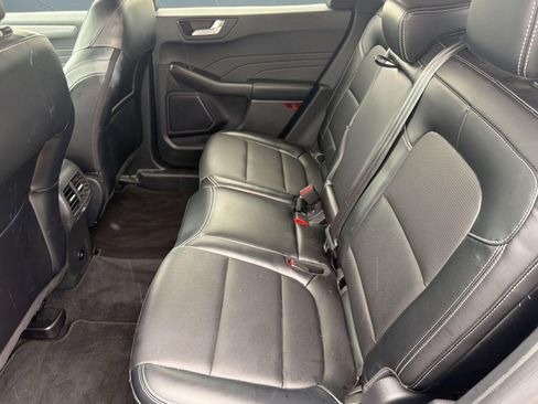 Used 2024 Ford Escape Platinum AWD/4WD image 21