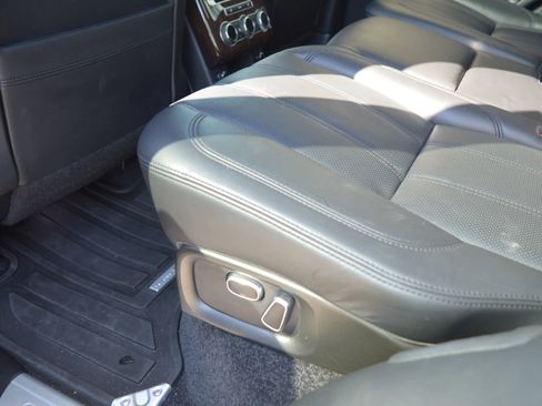 Used 2015 Land Rover Range Rover Supercharged AWD/4WD image 14