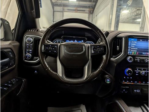 Used 2020 GMC Sierra 1500 Denali w/ Denali Ultimate Package AWD/4WD image 10