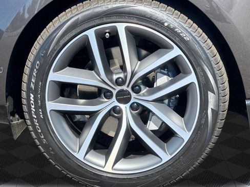 New 2026 Land Rover Range Rover SE AWD/4WD image 11